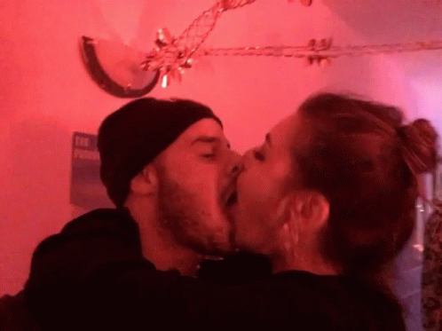 Men sucking big black dicks Girls shaving tumblr